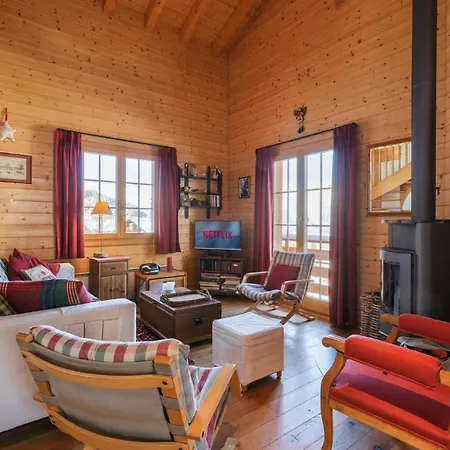 Montebello Cozy, Classic Swiss Chalet With Stunning Views Alpesi faház La Tzoumaz