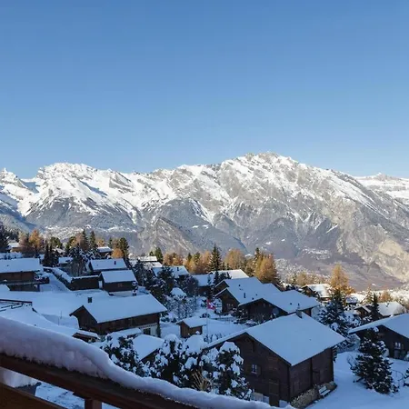 Alpesi faház Montebello Cozy, Classic Swiss Chalet With Stunning Views La Tzoumaz