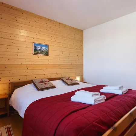 Montebello Cozy, Classic Swiss Chalet With Stunning Views Domek alpejski *