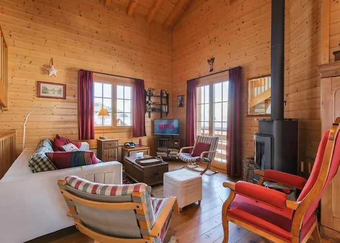 Montebello Cozy, Classic Swiss Chalet With Stunning Views Domek alpejski La Tzoumaz