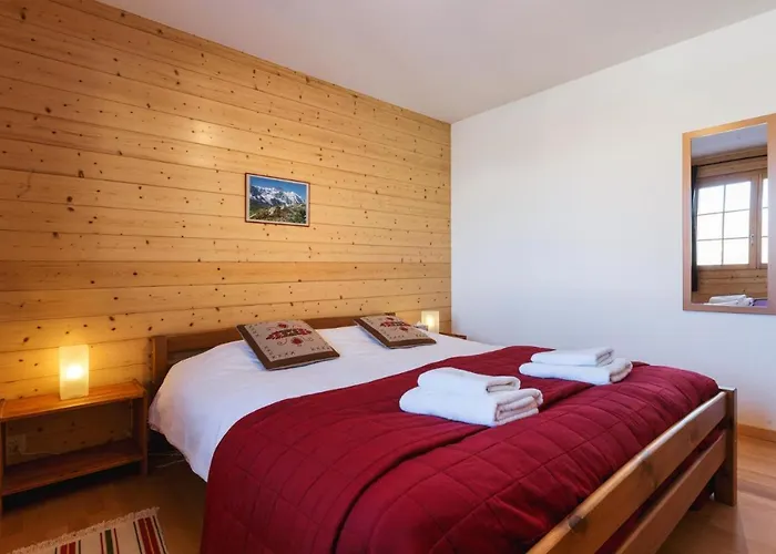 Montebello Cozy, Classic Swiss Chalet With Stunning Views Domek alpejski *