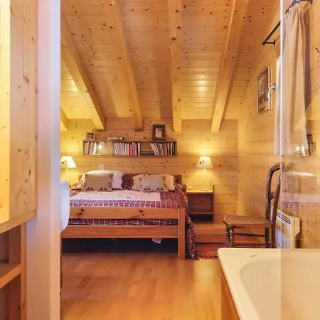 Montebello Cozy, Classic Swiss Chalet With Stunning Views *